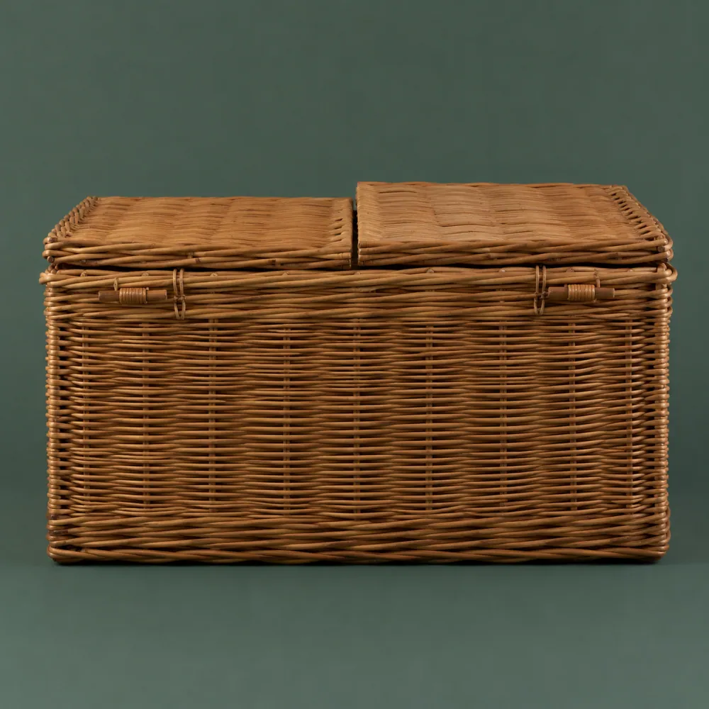Picnic Hamper 560, piece ON-E-05, woven in Willow, photographed as it is.