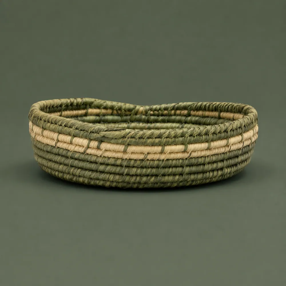 Small Dish 160, piece ON-F-06, woven in Seagrass, photographed as it is.